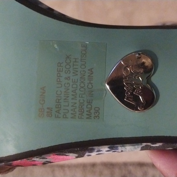 Blue by Betsy Johnson, Gina Embellished Evening Sandals Size 8 - Picture 5 of 8